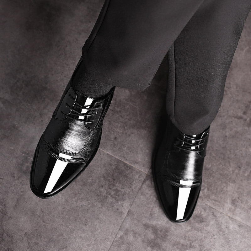 Chaussures richelieu en cuir verni