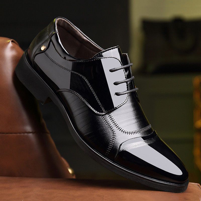 Chaussures richelieu en cuir verni